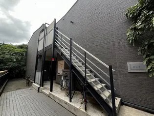 レオパレスボレロ【2階】の外観