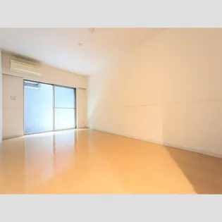 エルスタンザ中野新井【-1階】の居間