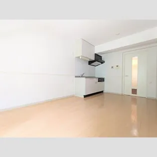 エルスタンザ中野新井【-1階】の居間