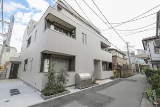 東京都中野区中野6丁目【マンション】の外観