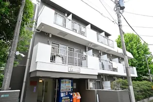 東京都目黒区上目黒4丁目【マンション】の外観