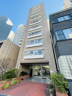 東京都新宿区富久町【マンション】の外観