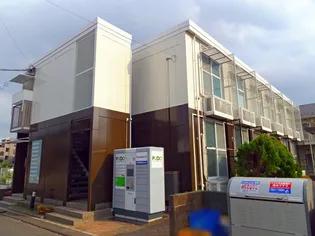 レオパレスフレーズ【2階】の外観