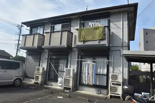 フォンテンブロー【201号室号室】の外観