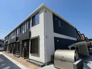 ラヴィグレイス【1階】の外観