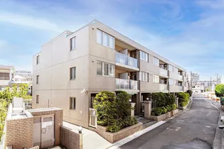 レジディア世田谷若林【3階】の外観