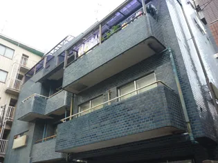 前田ビル【3階】の外観