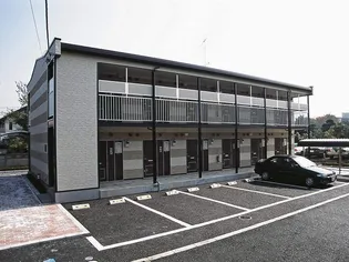 レオパレスFLEURIR【1階】の外観