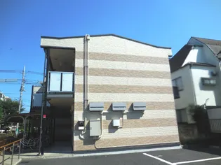 レオパレスアーベントロート【104号室】の外観