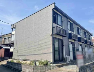 レオパレスシャトレー【1階】の外観