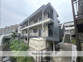 REDEAL子安町【1階】の外観