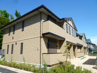 SHAMROCK HILLS【2階】の外観