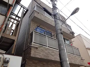 アンプルールフェールイル・ヴィラージュ【3階】の外観