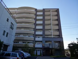 グリシーヌ【3階】の外観