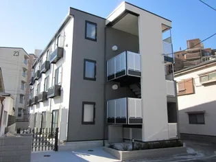 レオパレスネオ【3階】の外観