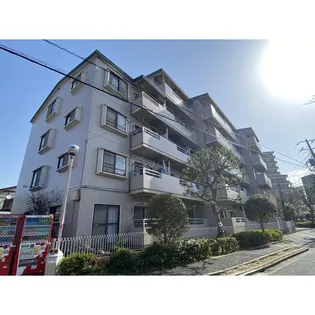 シュロス中之庭の画像