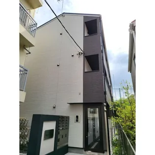 メゾンド・アヴェニール綾瀬【2階】の外観