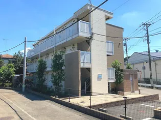 レオパレスウッドタウン【1階】の外観