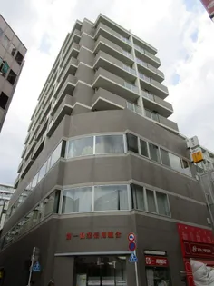 岡田ビル【5階】の外観