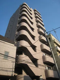 スティル Mの画像