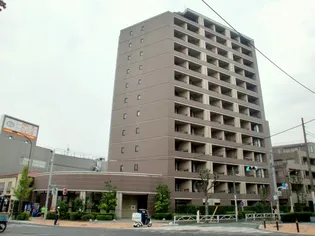 ドゥーエ学芸大学【3階】の外観