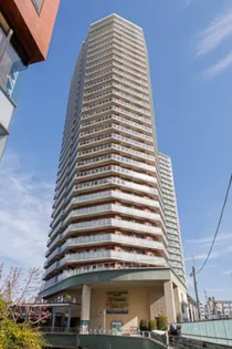 ユニゾンタワー【13階】の外観