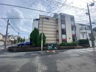 レオパレスコングラツィア石川台【2階】の外観