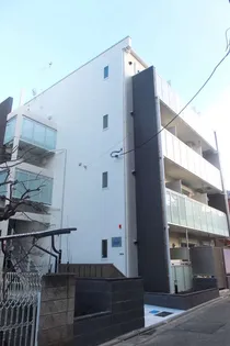 レオネクストラグーザ馬事公苑【3階】の外観