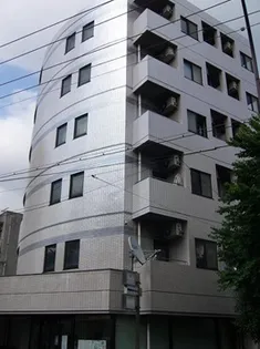 雅叙園碑文谷ドミトリィ【4階】の外観