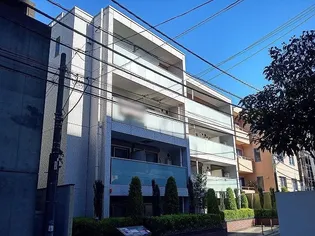 レオネクストアルバーロ原宿【1階】の外観