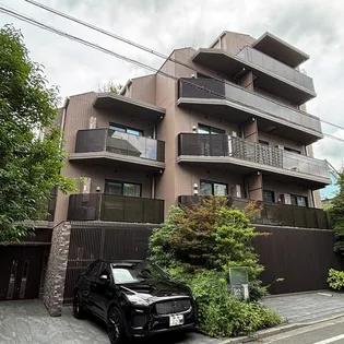 パークアクシス市谷加賀町【1階】の外観