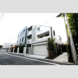 ガーデン都立大【3階】の外観