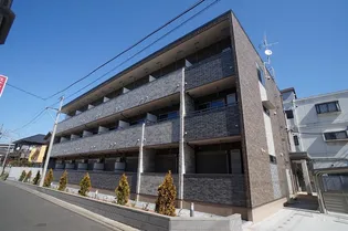 ベル・ウッド五香【1階】の外観