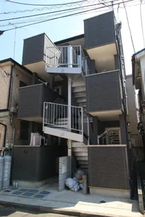 東京都足立区足立4丁目【アパート】の外観