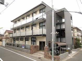 レオパレスアットホーム【3階】の外観