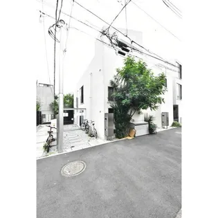 東京都渋谷区上原2丁目【マンション】の外観