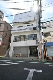 東京都新宿区中落合1丁目【マンション】の外観