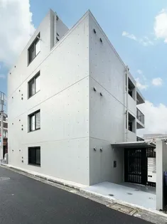 エルフローラ三軒茶屋【1階】の外観