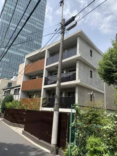 メゾンドール花房山【4階】の外観