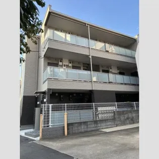 ラグゼフラット東六郷【1階】の外観