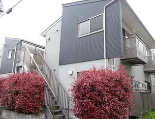 HOUSEしゅんざん【2階】の外観