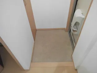 K・Mセレッソ【2階】の玄関