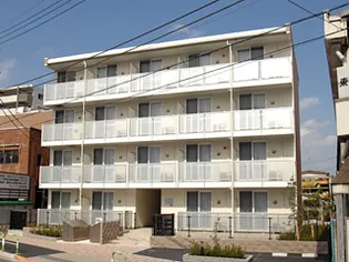 レオパレスソレーユⅢ【3階】の外観