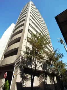 東京都板橋区仲宿【マンション】の外観
