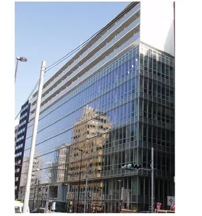 ラクアスレジデンス東新宿【10階】の外観