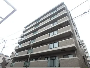 リヴィエルバーグ西大島【3階】の外観