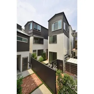 グランエッグス千歳烏山N【1階】の外観