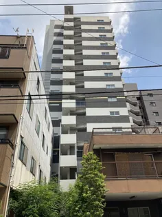プラウドフラット浅草雷門【9階】の外観