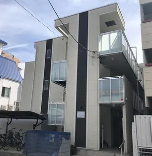 レオネクストグレイスコーポ薩摩【3階】の外観