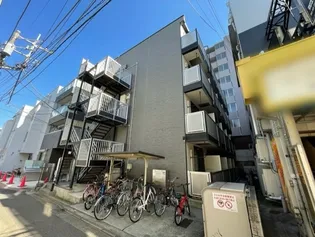 レオパレス生麦駅前【3階】の外観